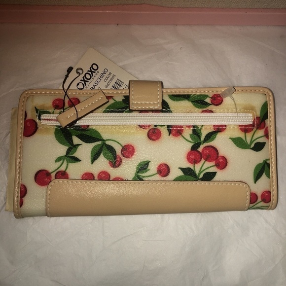 XoXo Cherry Print Wallet - Picture 2 of 4